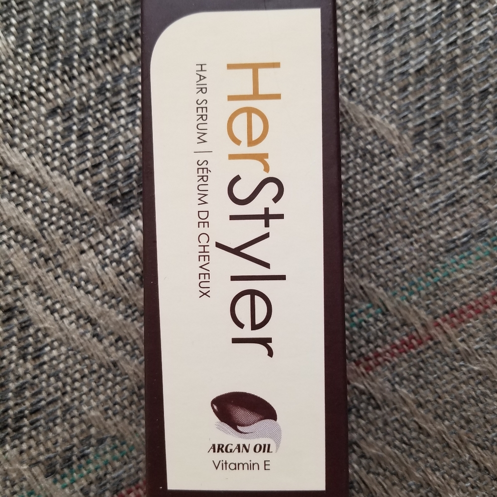 HerStyler Hair Serum
